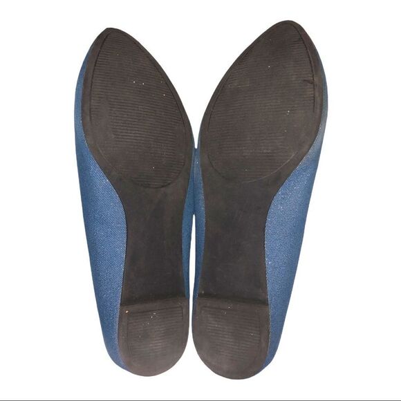 Coach and Four Slip on Flats left 7.5 right 8 - Picture 6 of 6